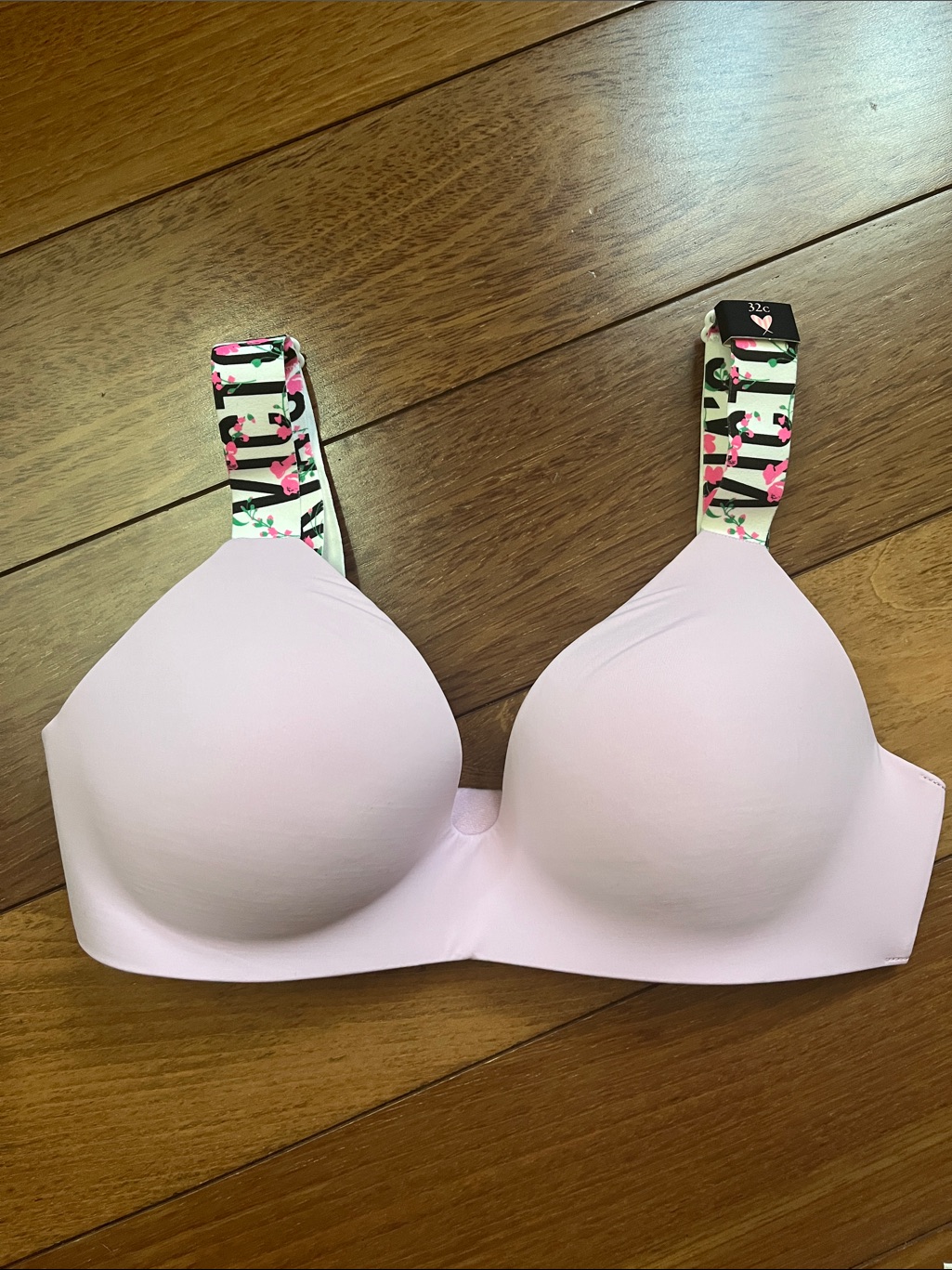 Nwot Victoria’s Secret T-Shirt Lightly Lined Wireless Bra